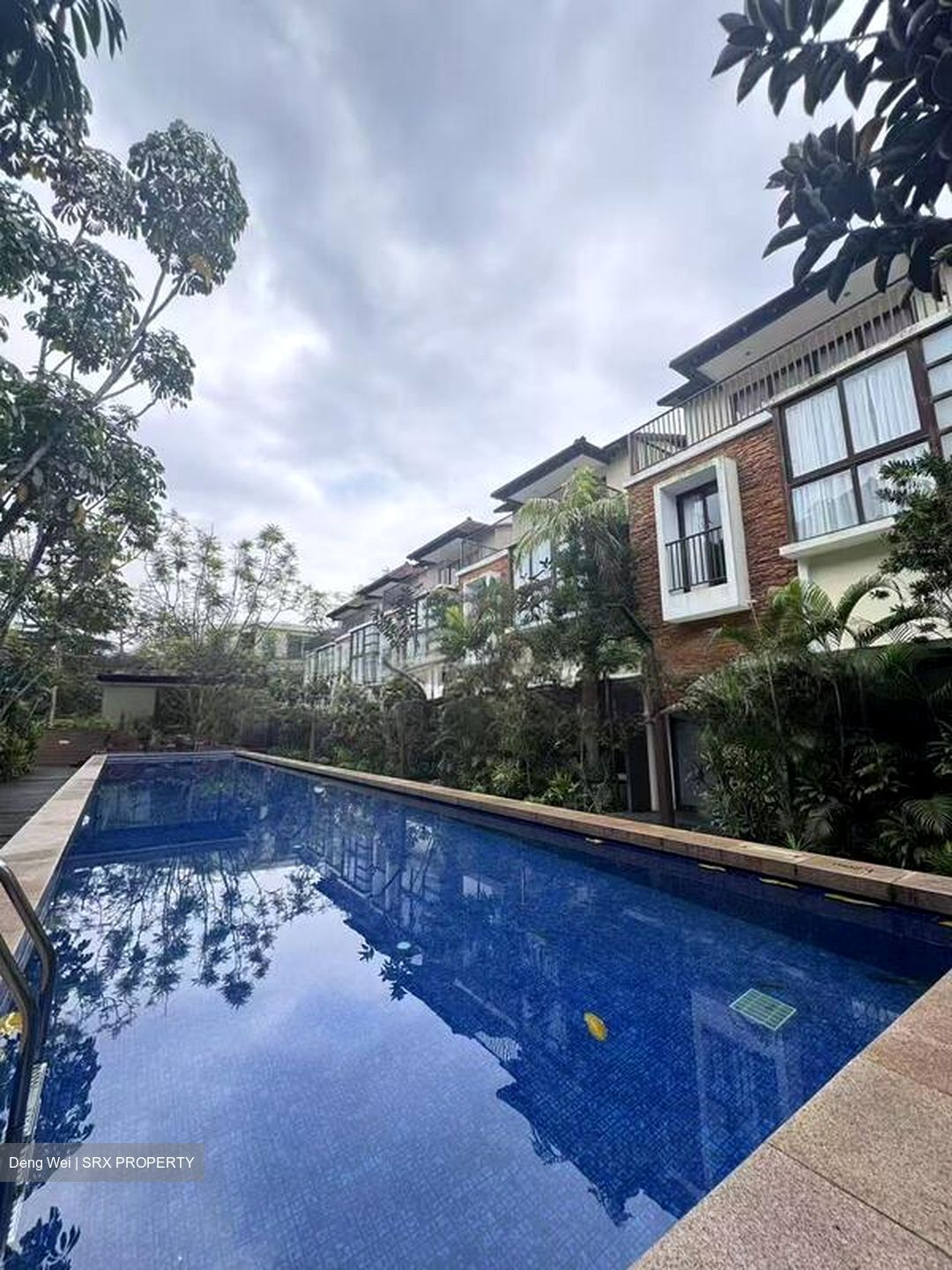 Lornie Road (D11), Terrace #523672241